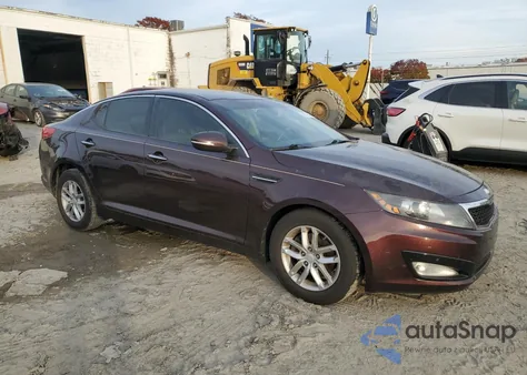 2013 Kia Optima Lx z USA, uszkodzony, nr VIN 5XXGM4A71DG208799